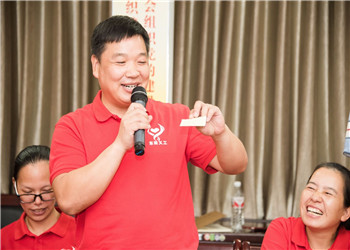 陳斌：公益是一種信仰，何樂不為？