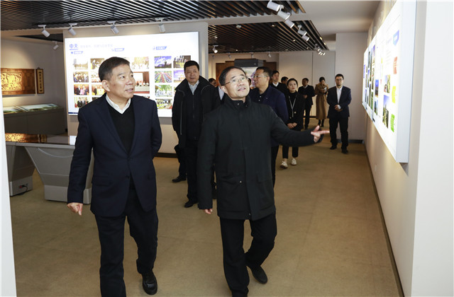 浙江省委常委、政法委書記王昌榮走訪調(diào)研中天控股集團總部時指出 ——保持“親清”政企關(guān)系，為企業(yè)做實事、解決實際困難