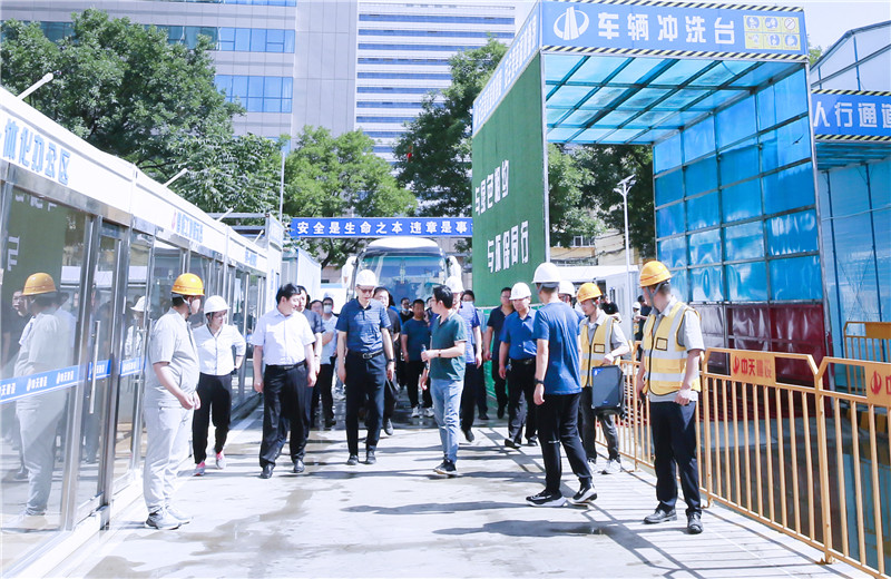 2023年6月8日，河北省生態(tài)環(huán)境廳主辦的省大氣污染防治專項(xiàng)督導(dǎo)幫扶動(dòng)員會(huì)在中天北京尖嶺城中村改造項(xiàng)目召開。