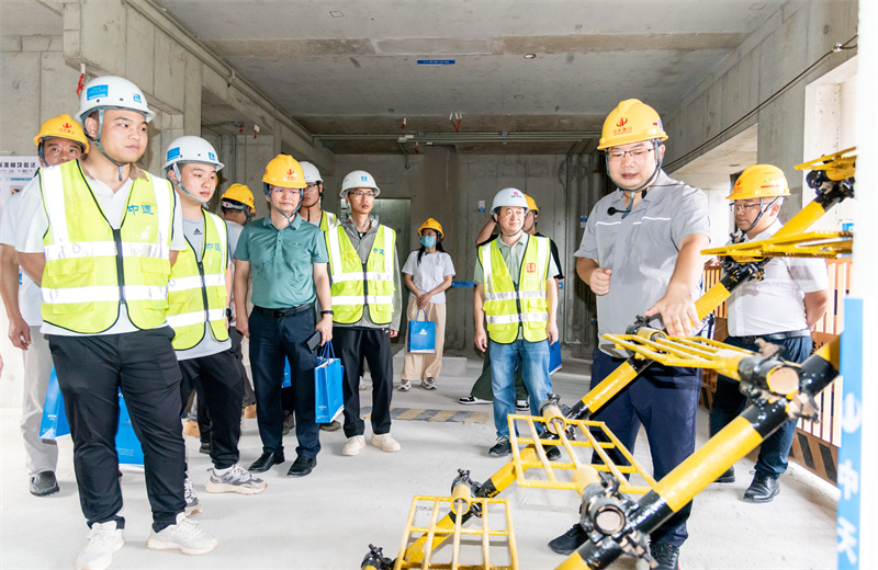 2024年9月20日，由深圳市羅湖區(qū)住建局主辦，中天建設集團承辦的2024年度深圳市羅湖區(qū)裝配式建筑質(zhì)量、安全觀摩活動在深圳中學回遷安置房與人才住房建設項目舉行。